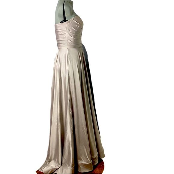 La Femme Strapless Slit Silver Satin Ballgown Long Formal Prom Evening Size 10 - Picture 3 of 13